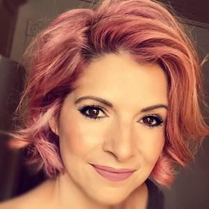 Meet your Posher, Carol-lyne